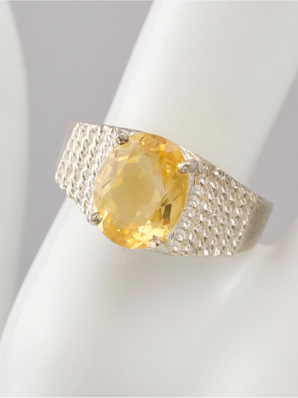Vintage Citrine Sterling Silver Solitaire Ring Size 8 Faceted Oval Cut